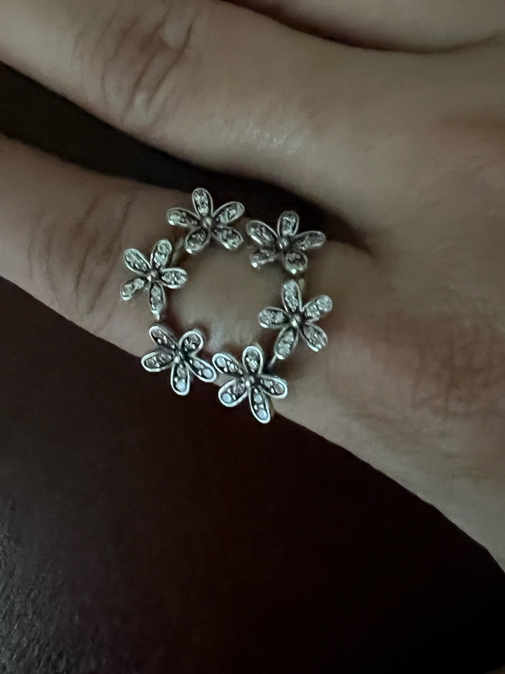 Pandora Dazzling Daisies Silver Floral Stackable Ring Set with Clear Accents - Picture 4 of 5